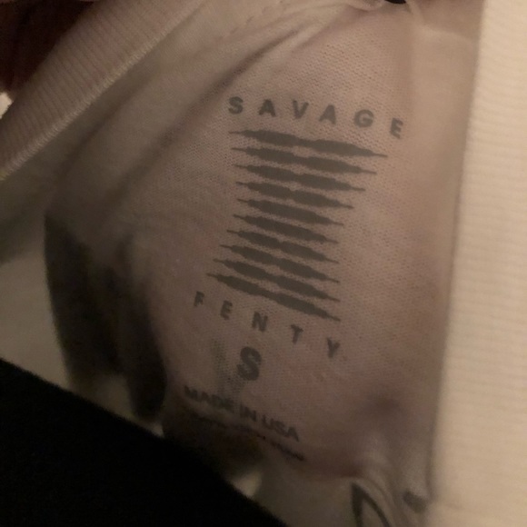 Savage X Fenty Limited Edition Super Bowl Rihanna T - Picture 5 of 5